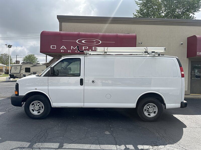 2013 CHEVROLET Express