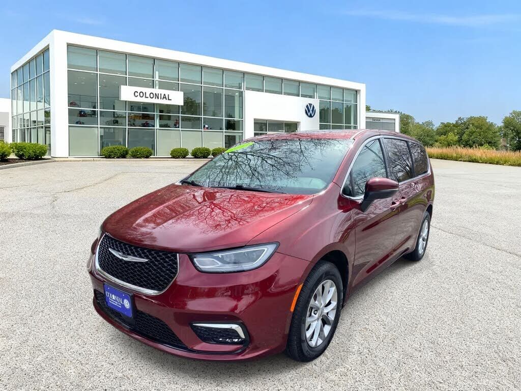 2023 CHRYSLER Pacifica