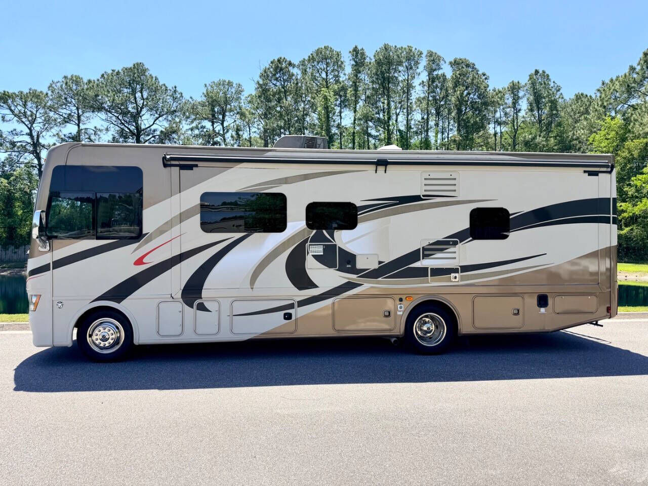 2016 FORD Motorhome Chassis