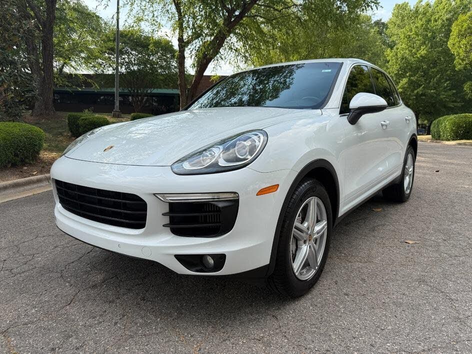 2015 PORSCHE Cayenne