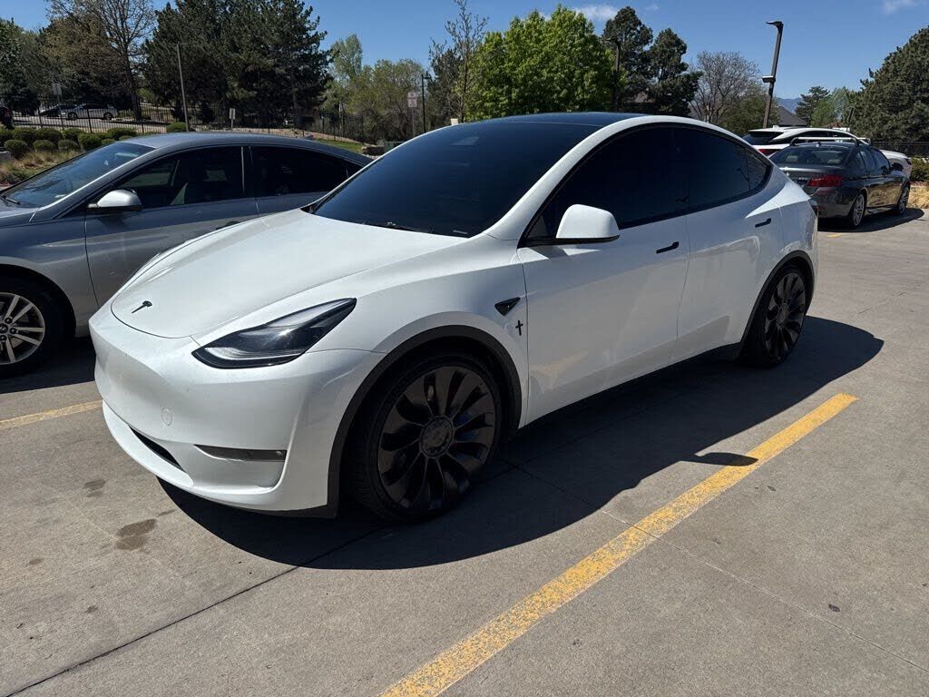 2023 TESLA Model Y