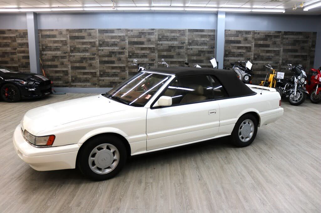 1992 INFINITI M30
