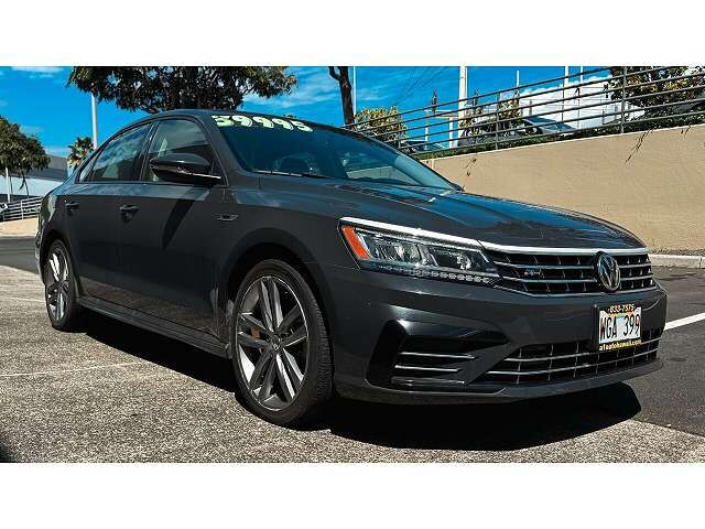 2018 VOLKSWAGEN Passat