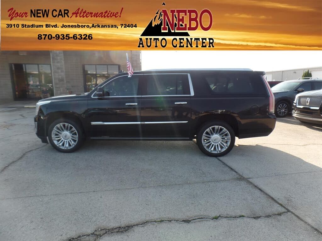 2018 CADILLAC Escalade ESV