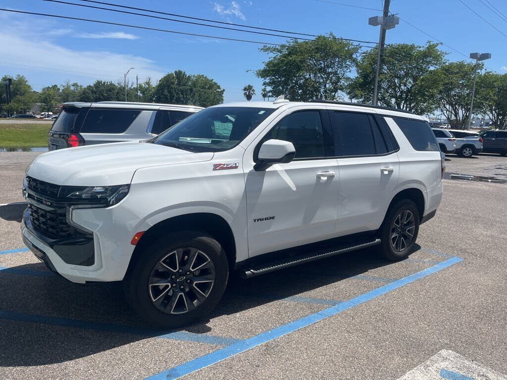 2023 CHEVROLET Tahoe