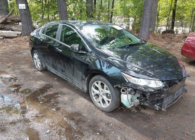 2016 CHEVROLET Volt