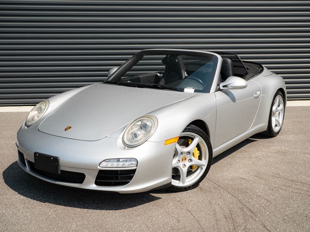 2010 PORSCHE 911