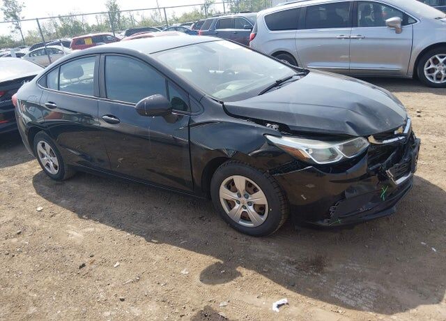 2018 CHEVROLET Cruze
