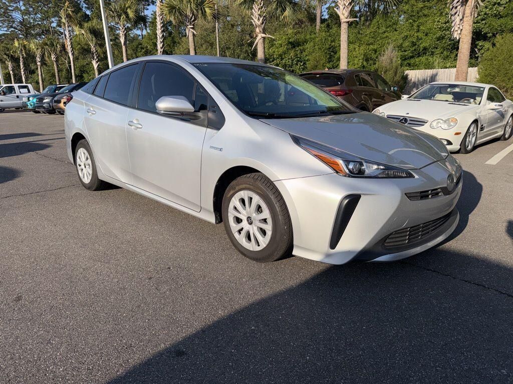 2019 TOYOTA PRIUS