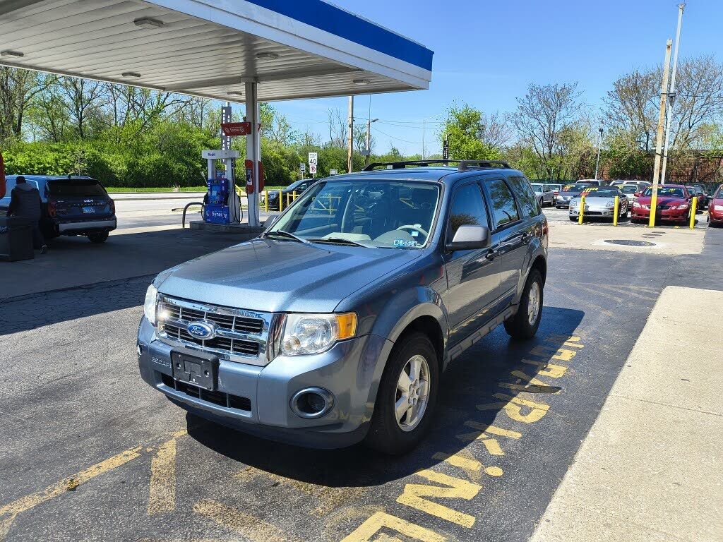 2011 FORD Escape