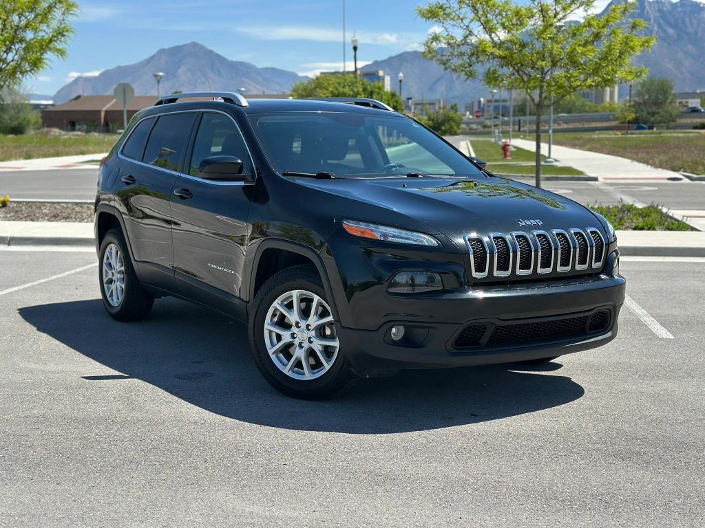 2018 JEEP Cherokee
