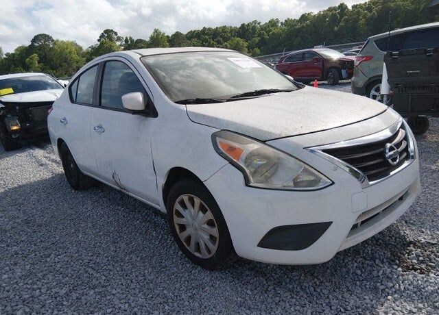 2018 NISSAN Versa