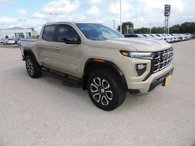 2023 GMC Canyon