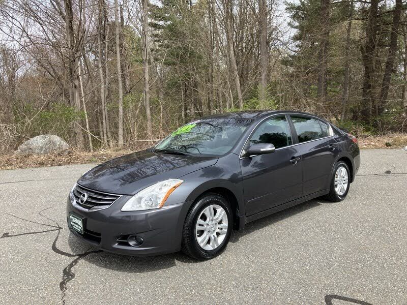 2011 NISSAN Altima