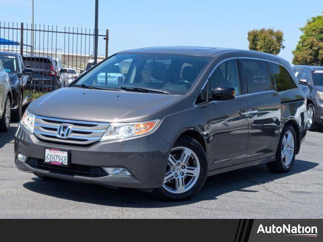 2013 HONDA Odyssey