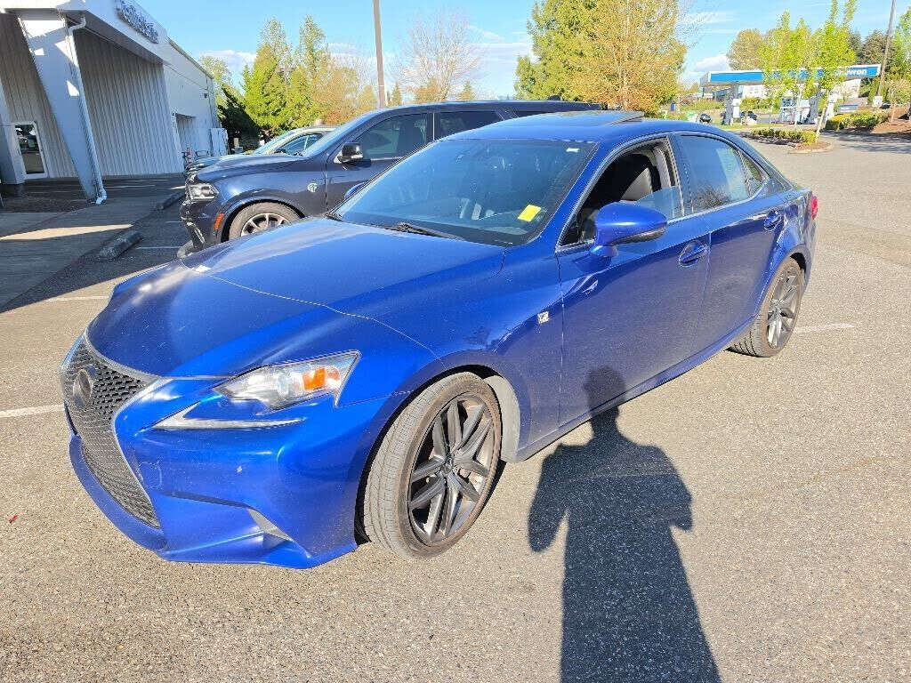 2016 LEXUS IS