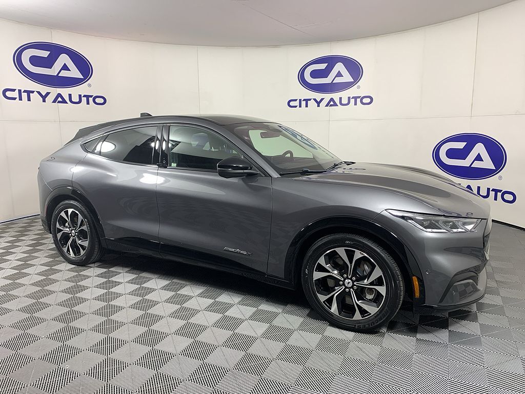 2021 FORD Mach-E