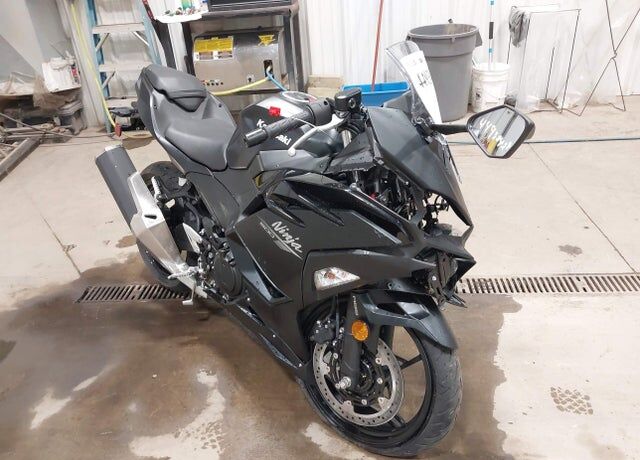 2026 KAWASAKI Ninja