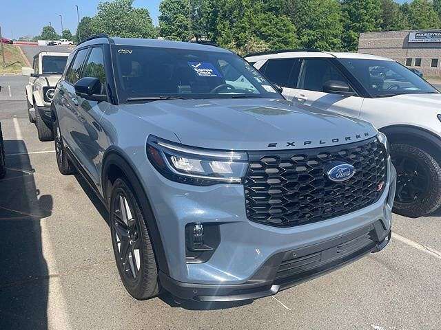 2025 FORD Explorer