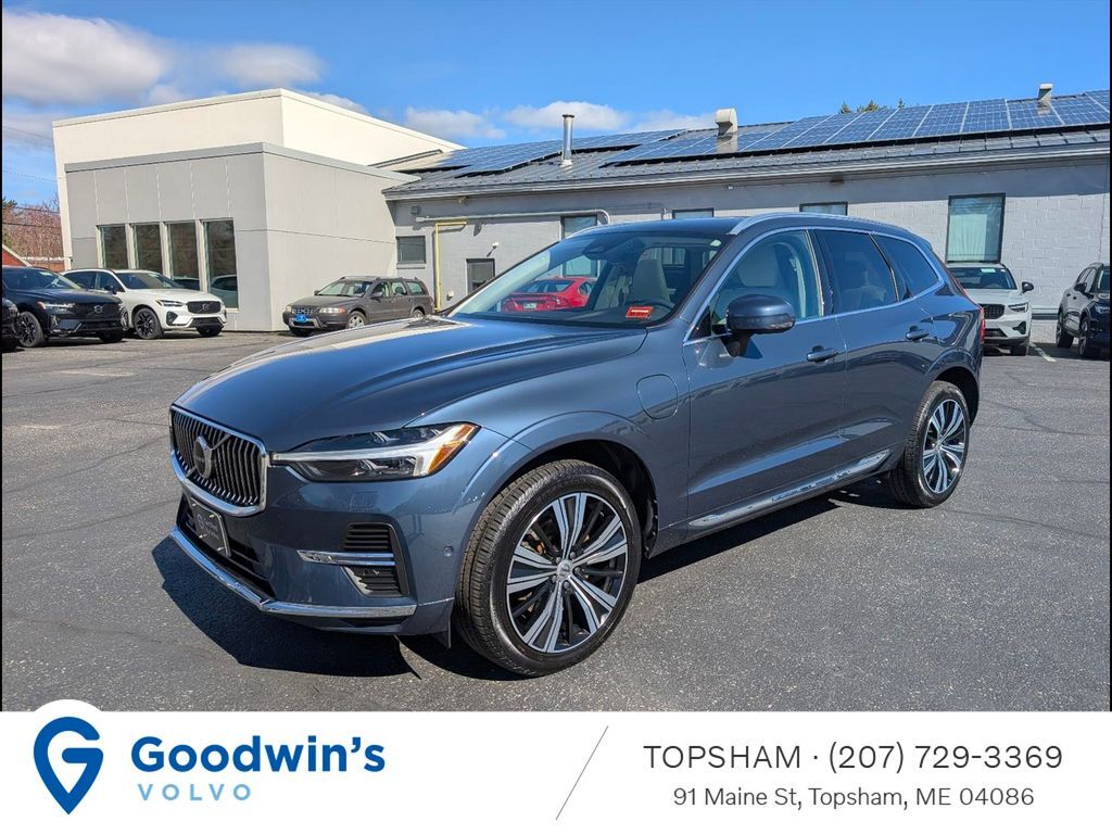 2023 VOLVO XC60