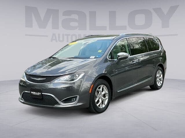 2017 CHRYSLER Pacifica