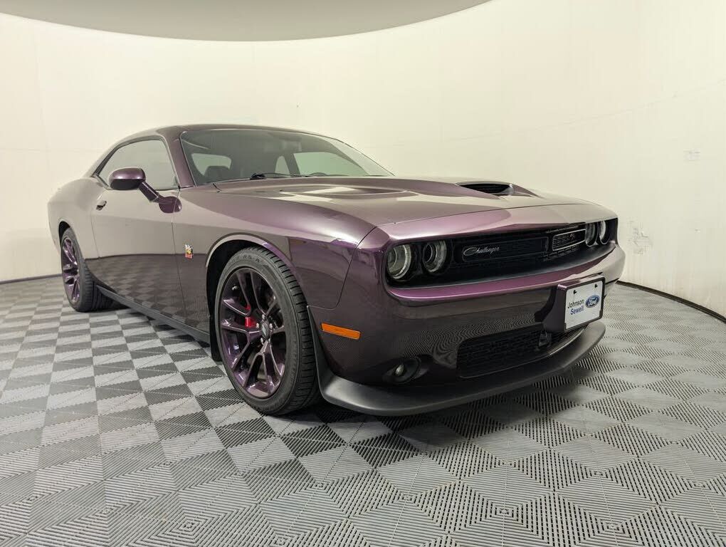 2020 DODGE Challenger