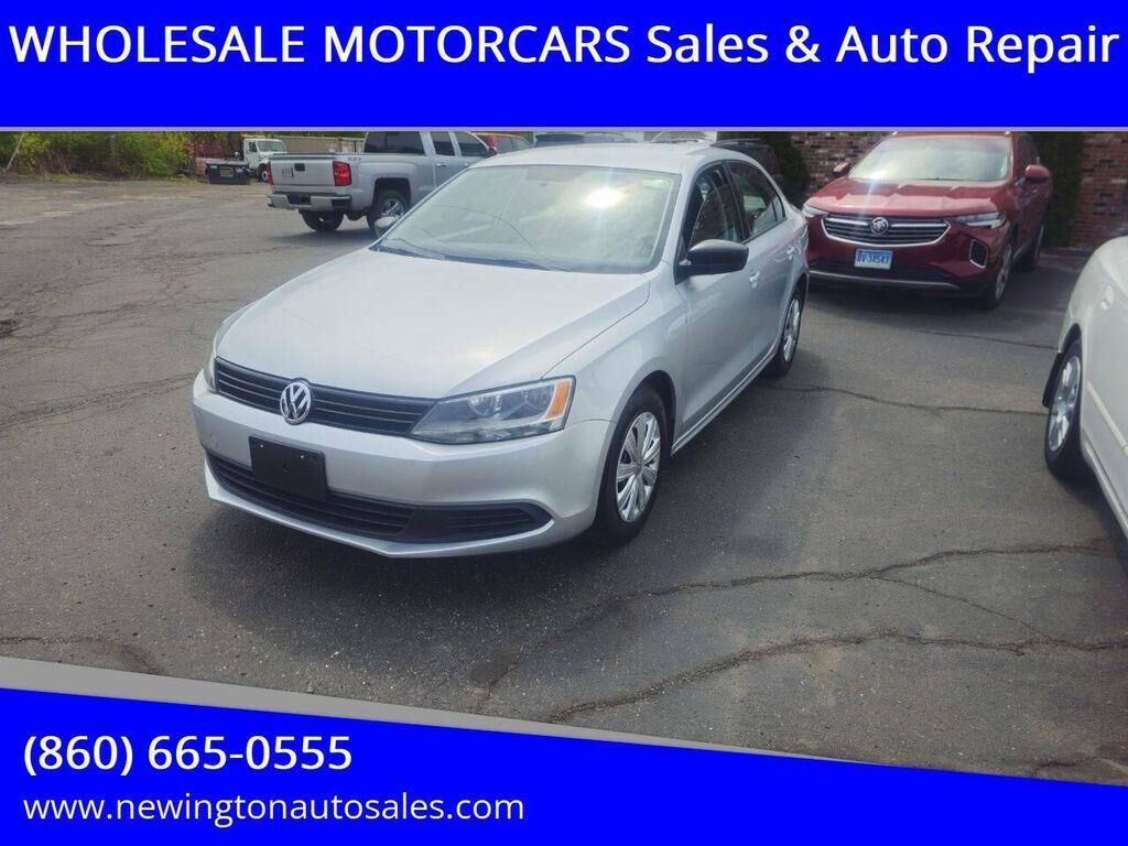 2011 VOLKSWAGEN Jetta