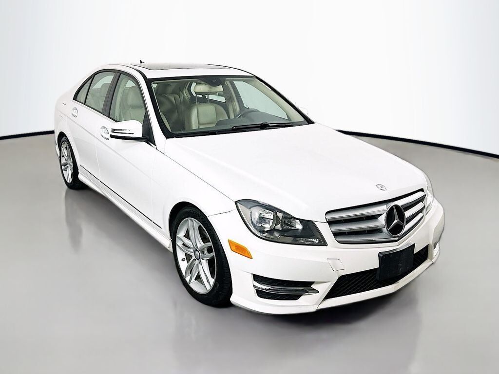 2013 MERCEDES-BENZ C-Class