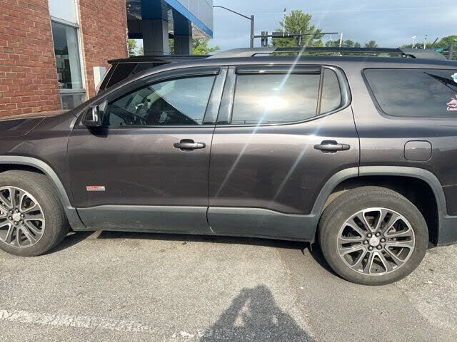 2017 GMC Acadia