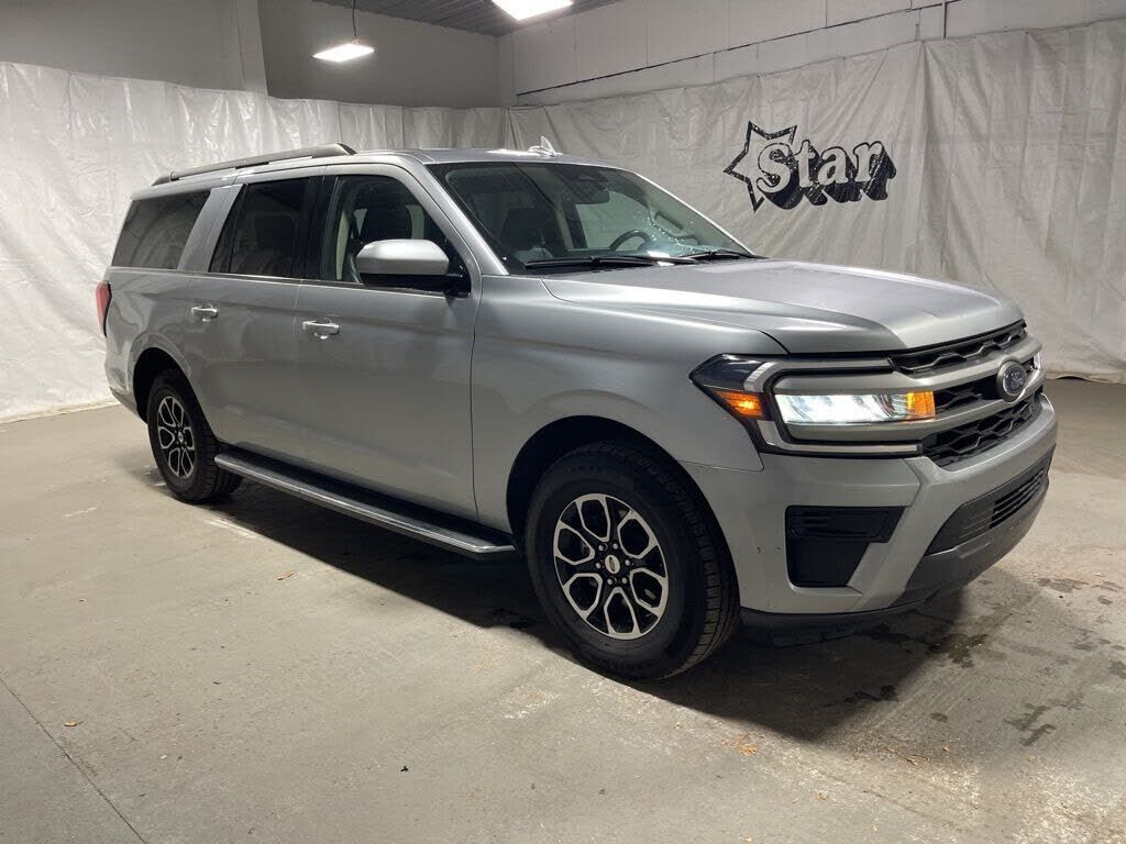 2023 FORD Expedition