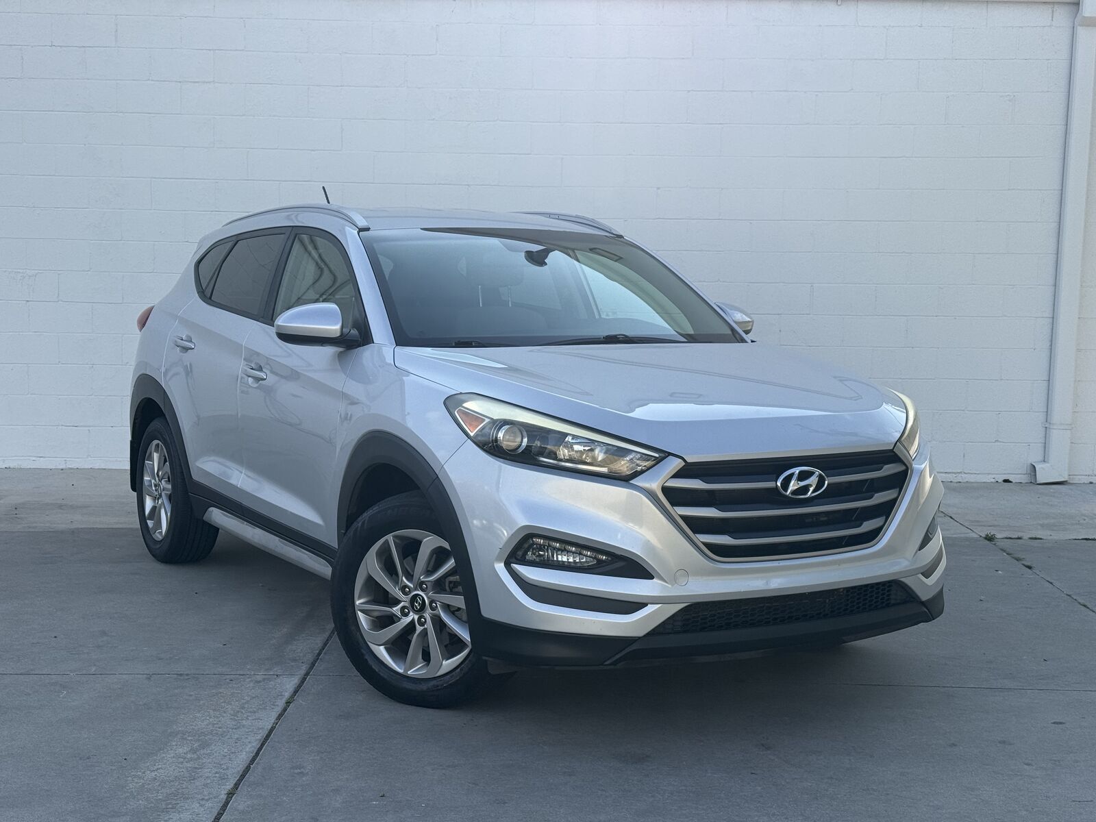 2017 HYUNDAI Tucson