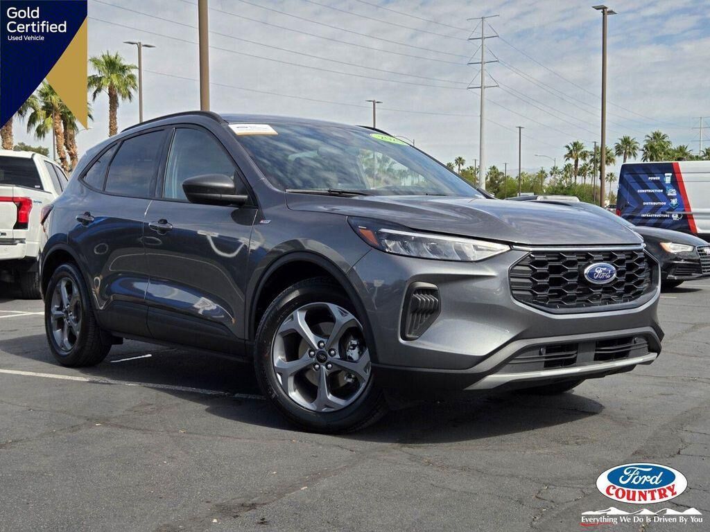 2025 FORD Escape
