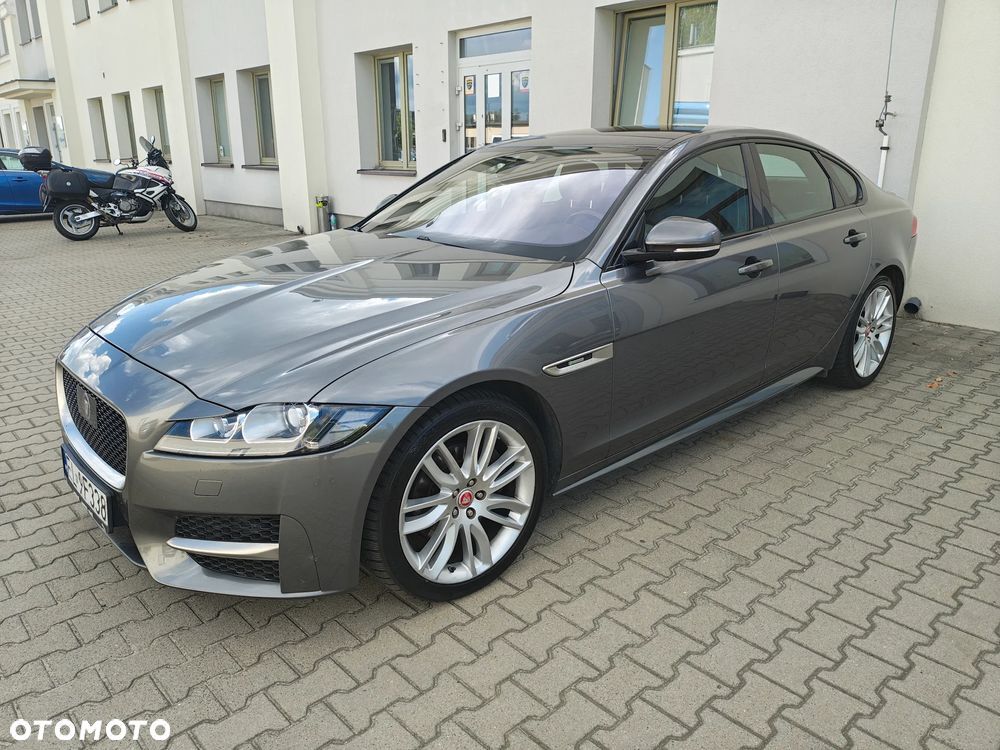 Jaguar XF