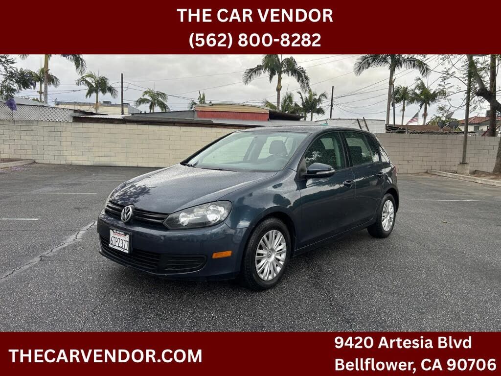 2012 VOLKSWAGEN Golf