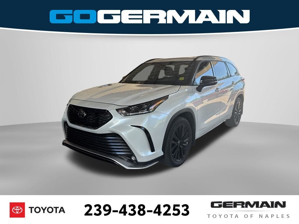 2024 TOYOTA Highlander