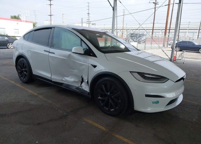 2022 TESLA Model X