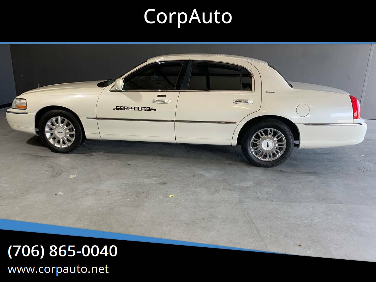 2006 LINCOLN Town Car