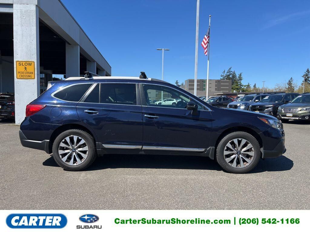 2018 SUBARU Outback