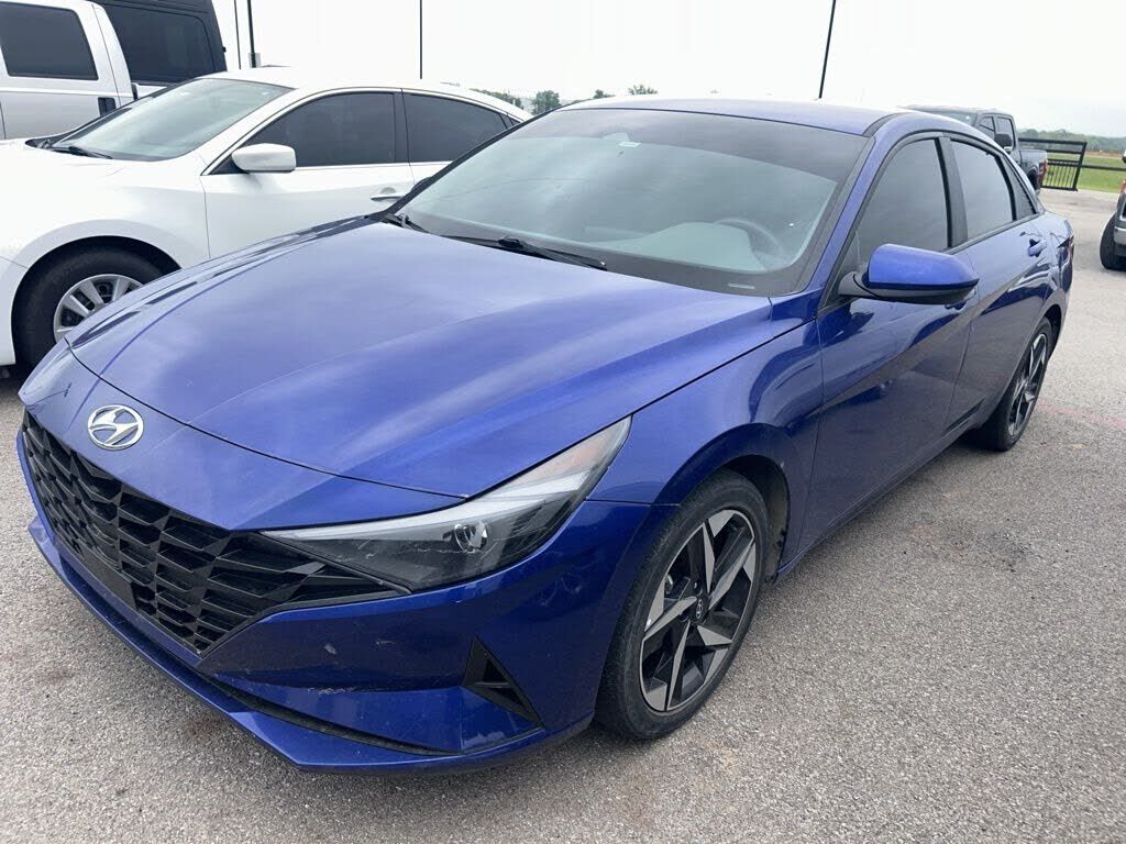 2023 HYUNDAI Elantra