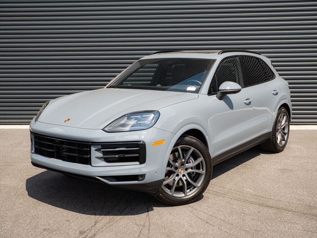2026 PORSCHE Cayenne