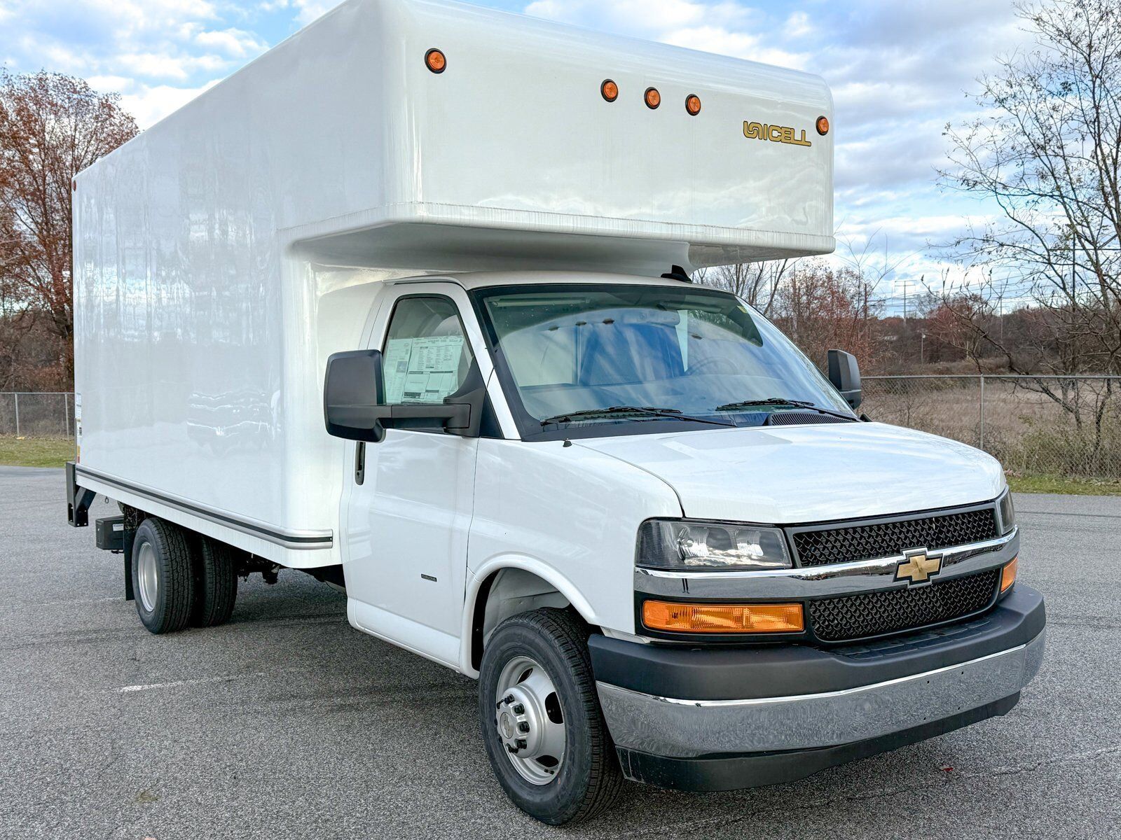 2025 CHEVROLET Express