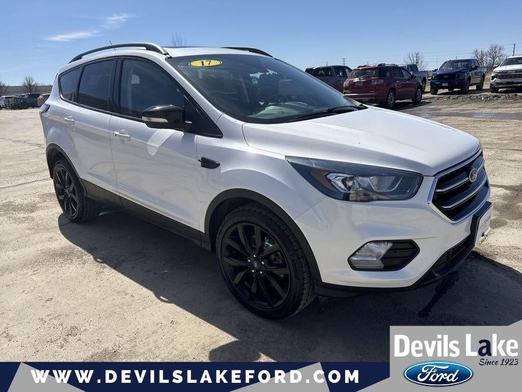 2017 FORD Escape