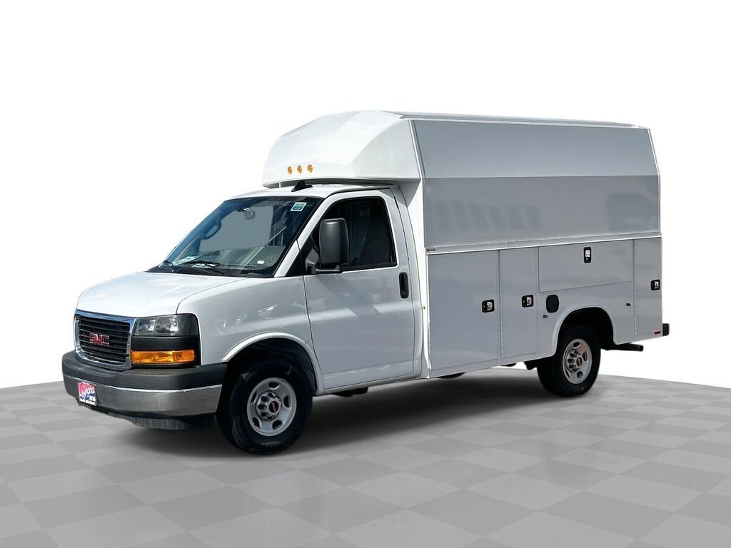 2025 GMC Savana