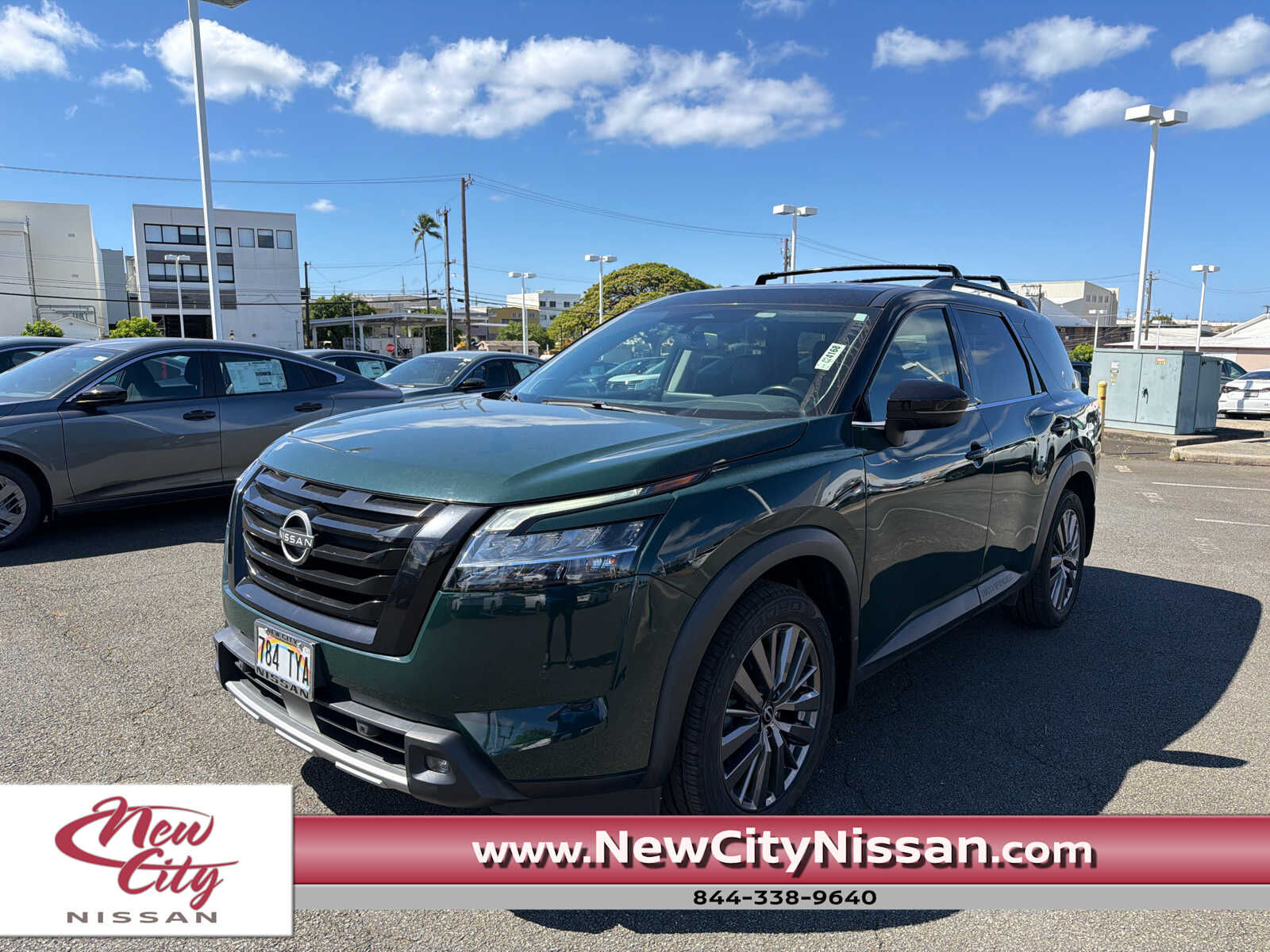 2022 NISSAN Pathfinder