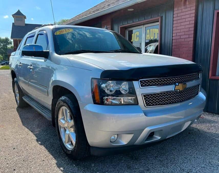2013 CHEVROLET Avalanche
