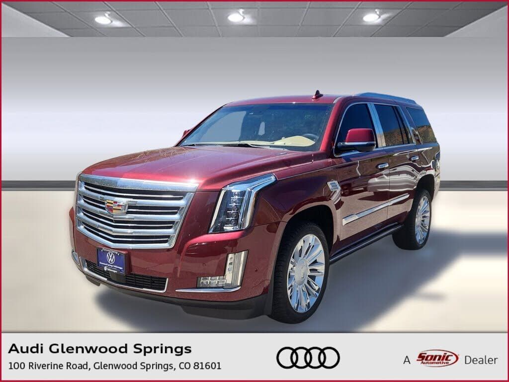 2019 CADILLAC Escalade