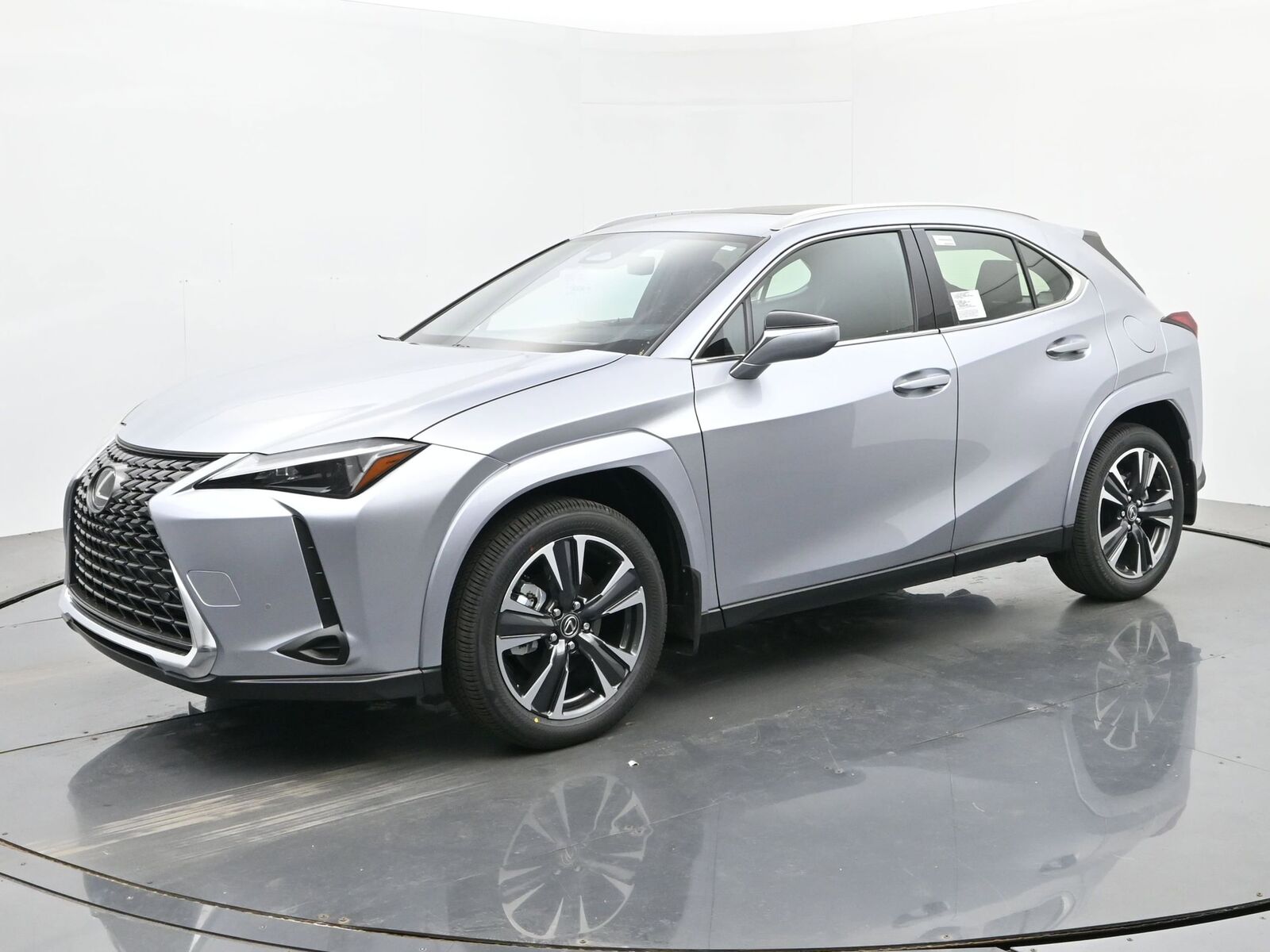 2026 LEXUS UX
