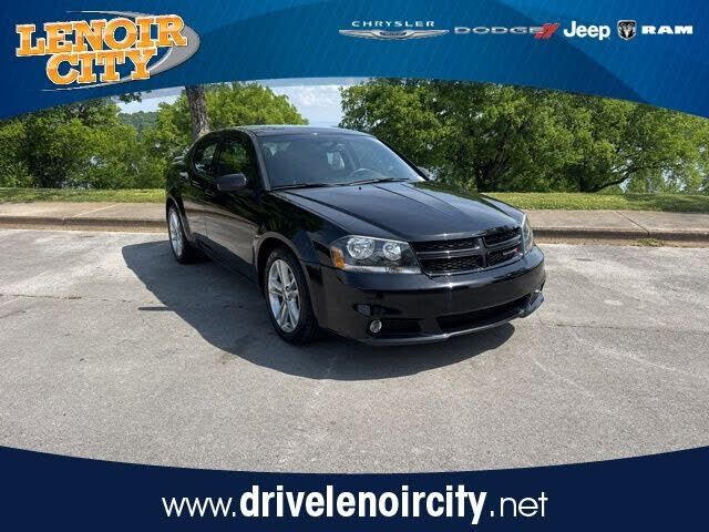 2013 DODGE Avenger