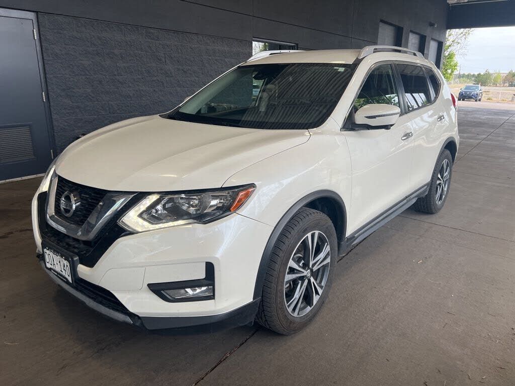 2017 NISSAN Rogue