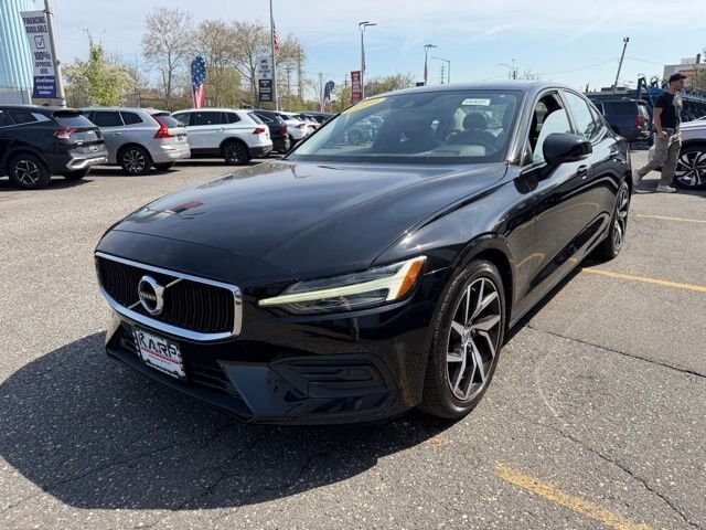2019 VOLVO S60